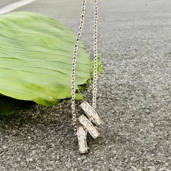 Triple Pendant Necklace