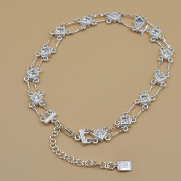 Ethereal Links Bracelet - Image 3