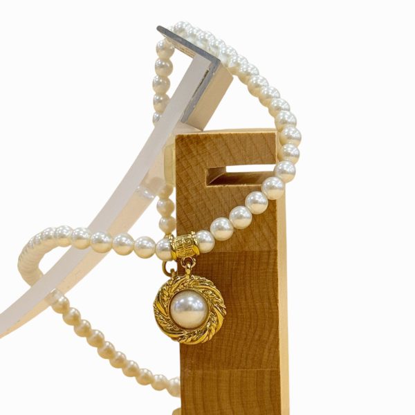Luna Pearl Necklace