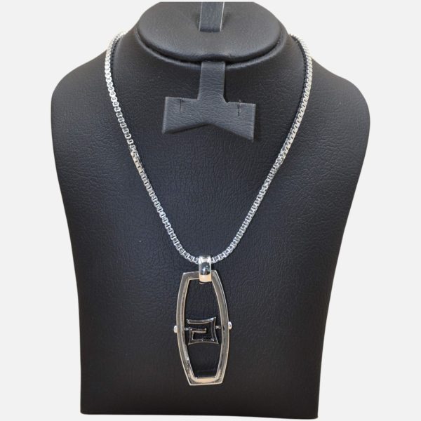 Echo Frame Necklace
