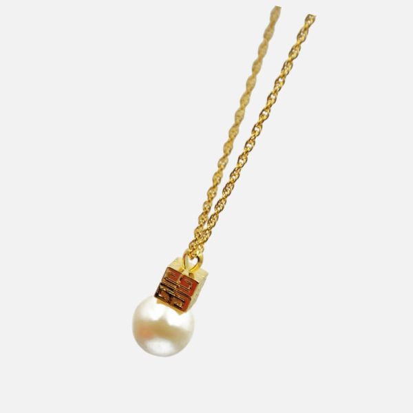 Hanging Pearl Charm Necklace