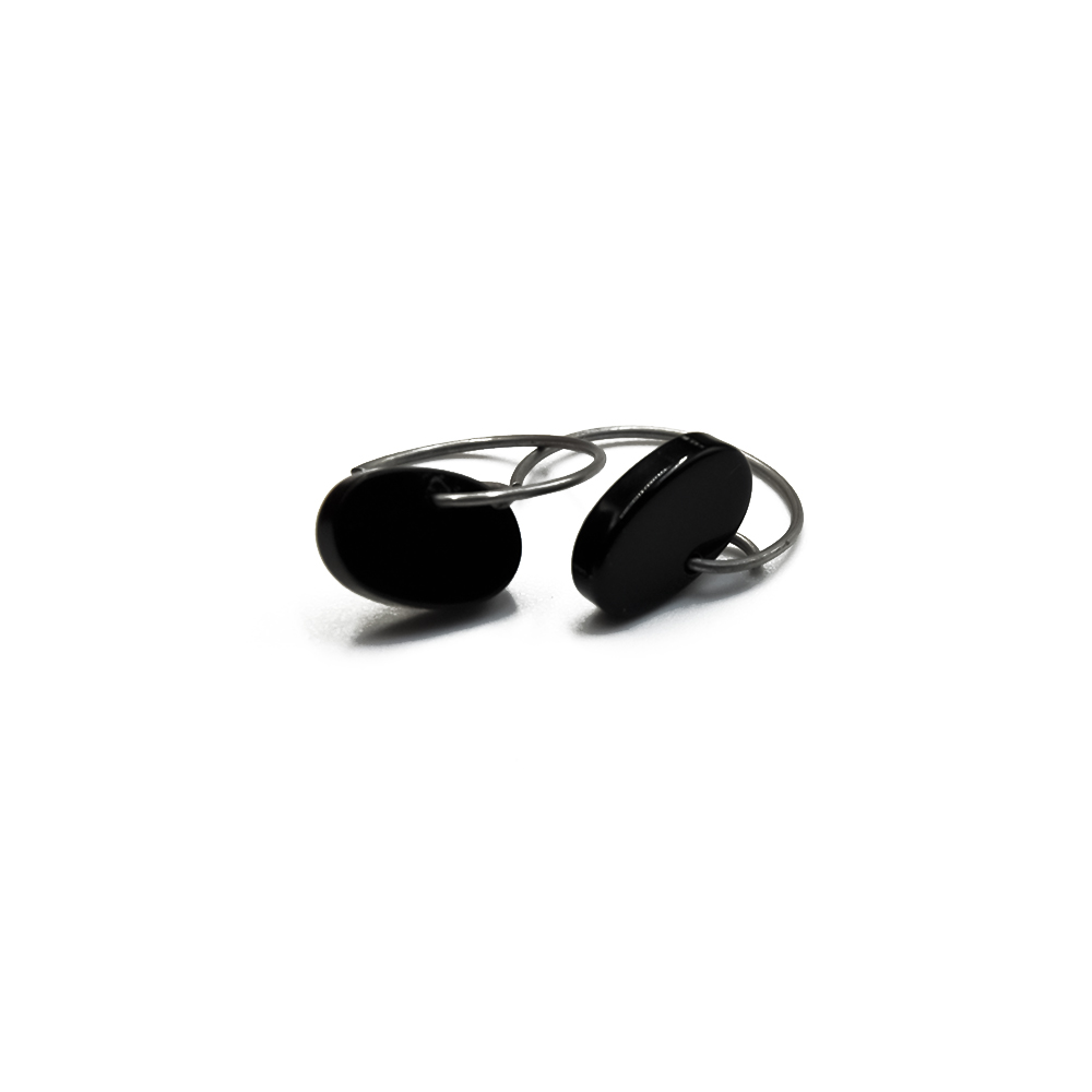 Nine west black color wire hook earring