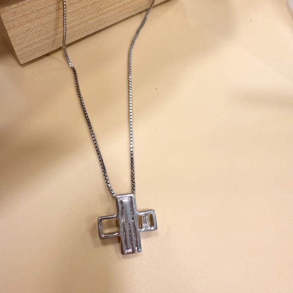 Sterling Silver Cross Necklace - Image 3